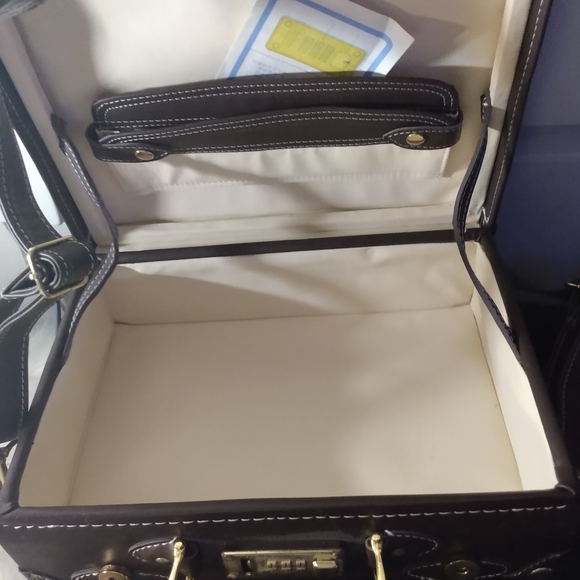 Briefcase/ handbag - Picture 1 of 14